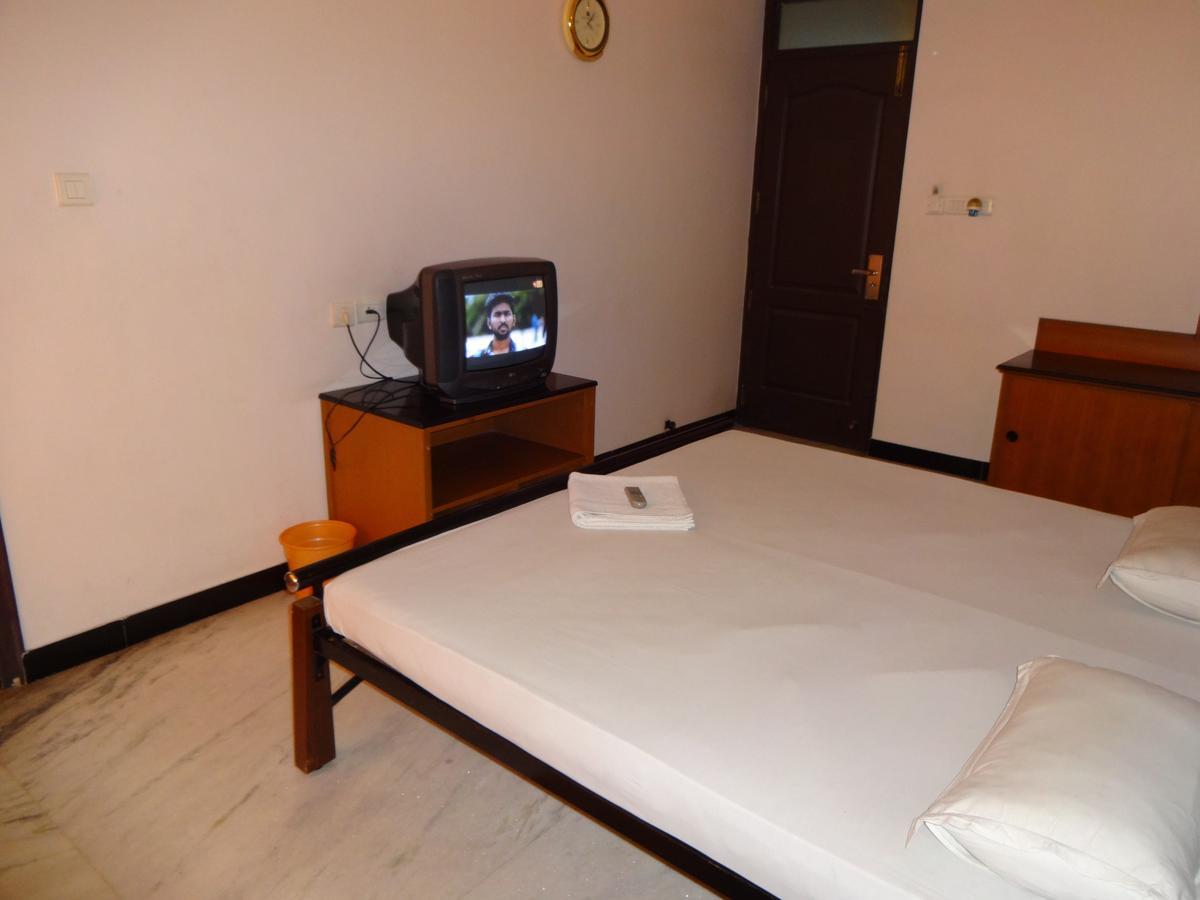 Hotel Grand Palace Κοϊμπατόρε Εξωτερικό φωτογραφία